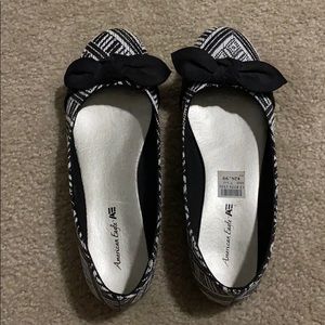 Black and white flats